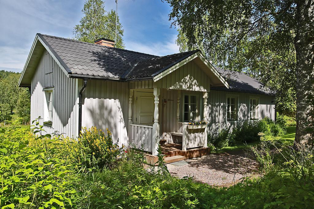 Olsbacka Gard Bed & Breakfast Falun Exterior photo